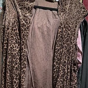 2x Susan Graver Cheetah Print Vest